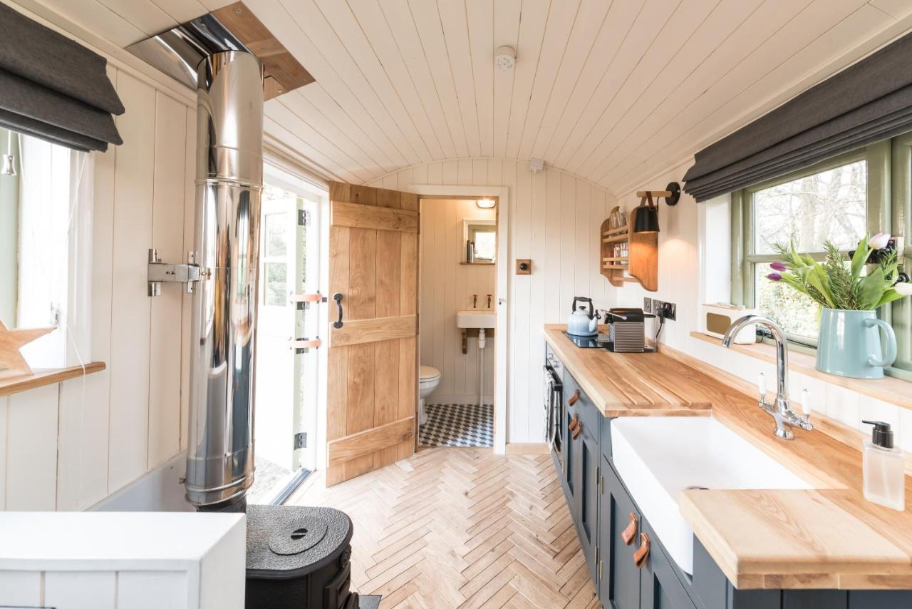 Oak + Stars Hideaway Holmfirth
